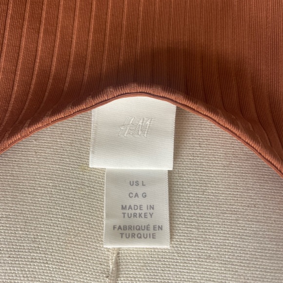 H&M Bentley Ribbed Henley Bodysuit - Picture 6 of 6